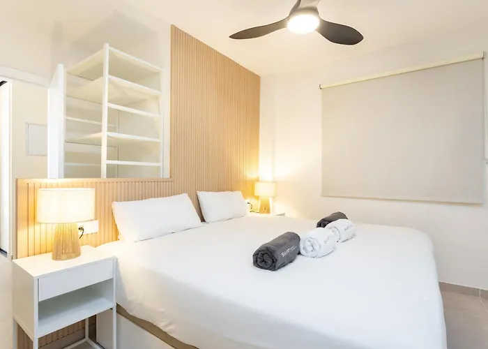 The Nest * Los Cristianos (Tenerife)